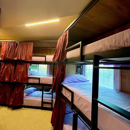 Hostel Vida Verde มาดริด ภายนอก รูปภาพ