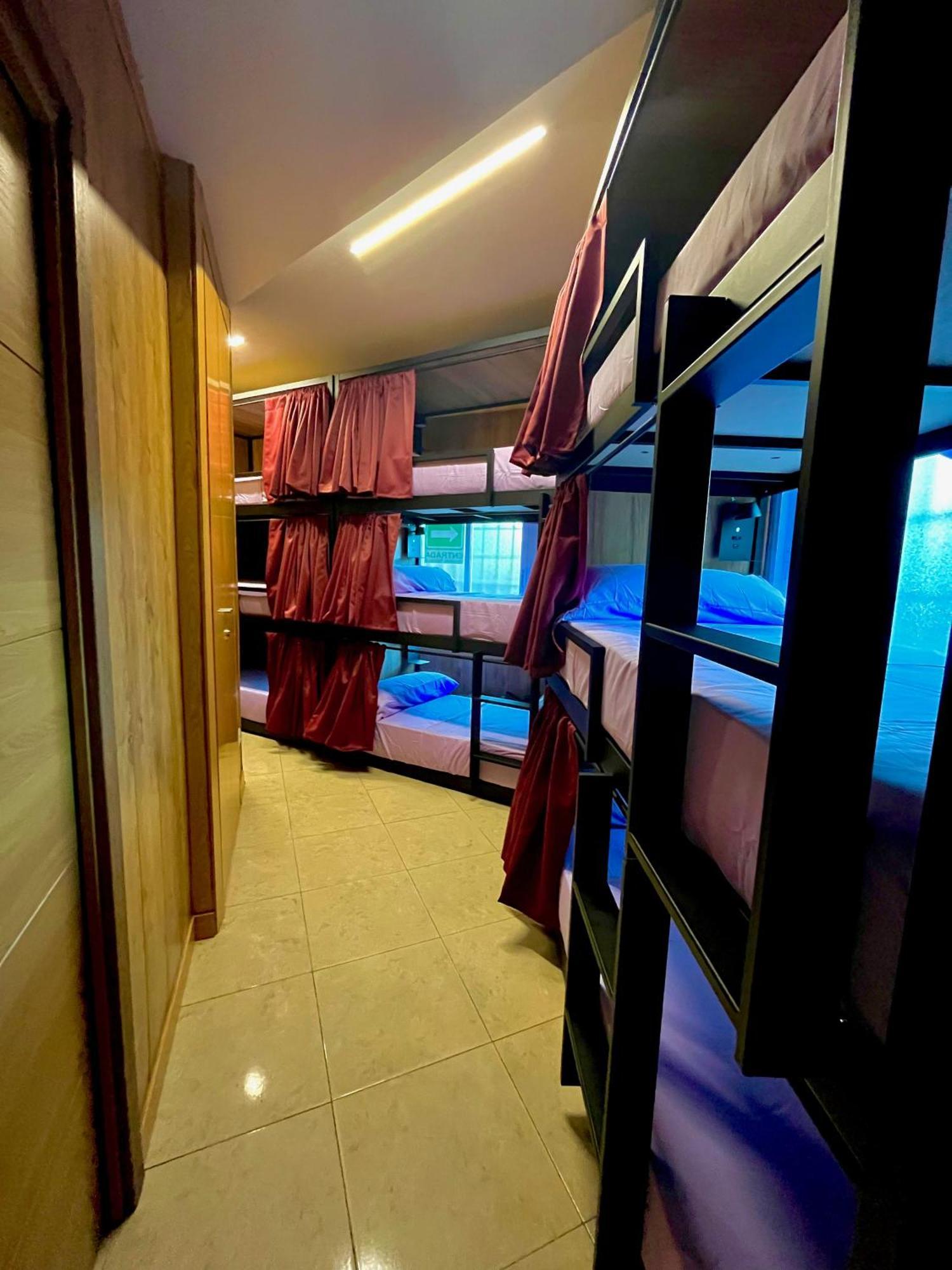 Hostel Vida Verde มาดริด ภายนอก รูปภาพ