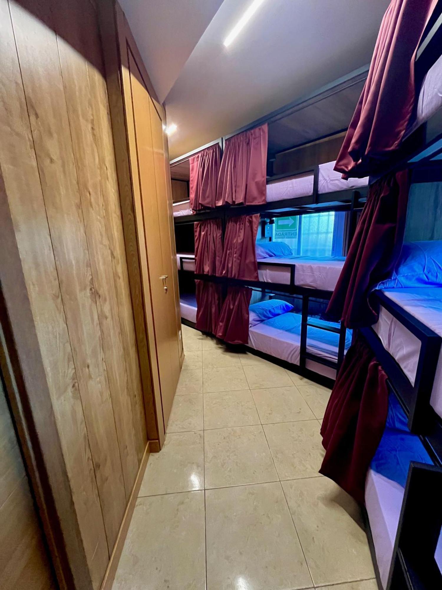 Hostel Vida Verde มาดริด ภายนอก รูปภาพ